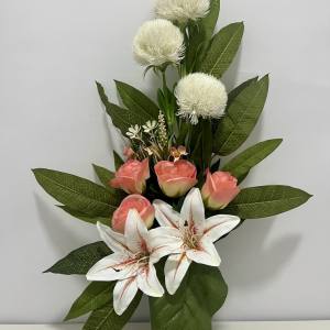 RAMO CLAVEL Y LILIUM