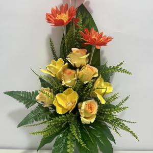 RAMO GERBERA Y CAPULLOS